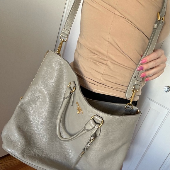 Prada Vitello Daino Side Zip Convertible Tote - Picture 14 of 16